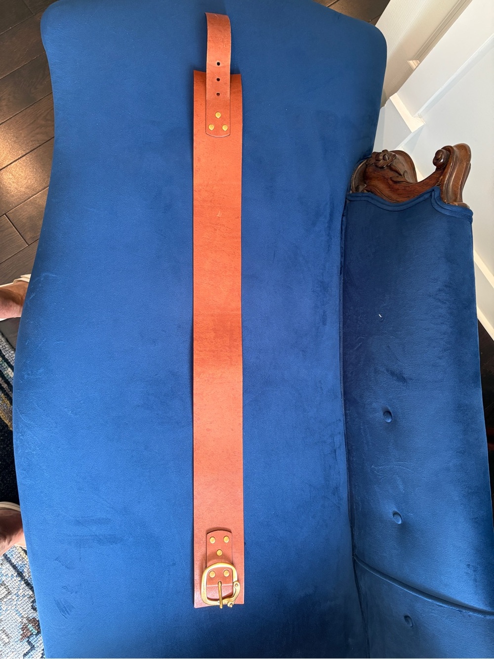 Gucci Tan Leather Waist Belt with Gold Buckle - Picture 2 of 4